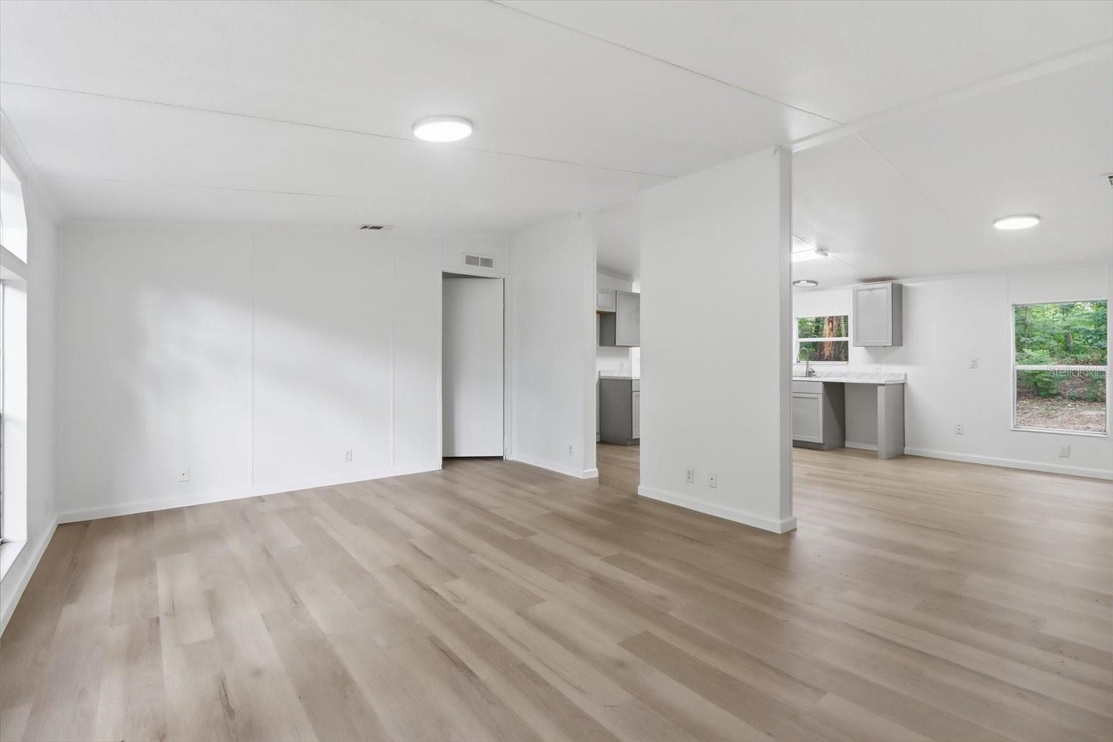 HILLTOP - Residential