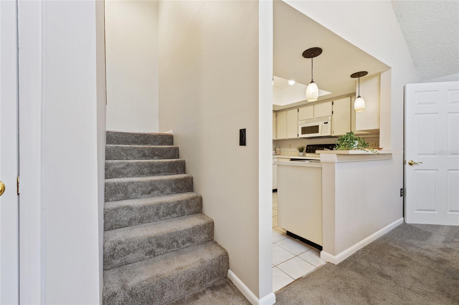 KIMBERLEA CONDO - Residential