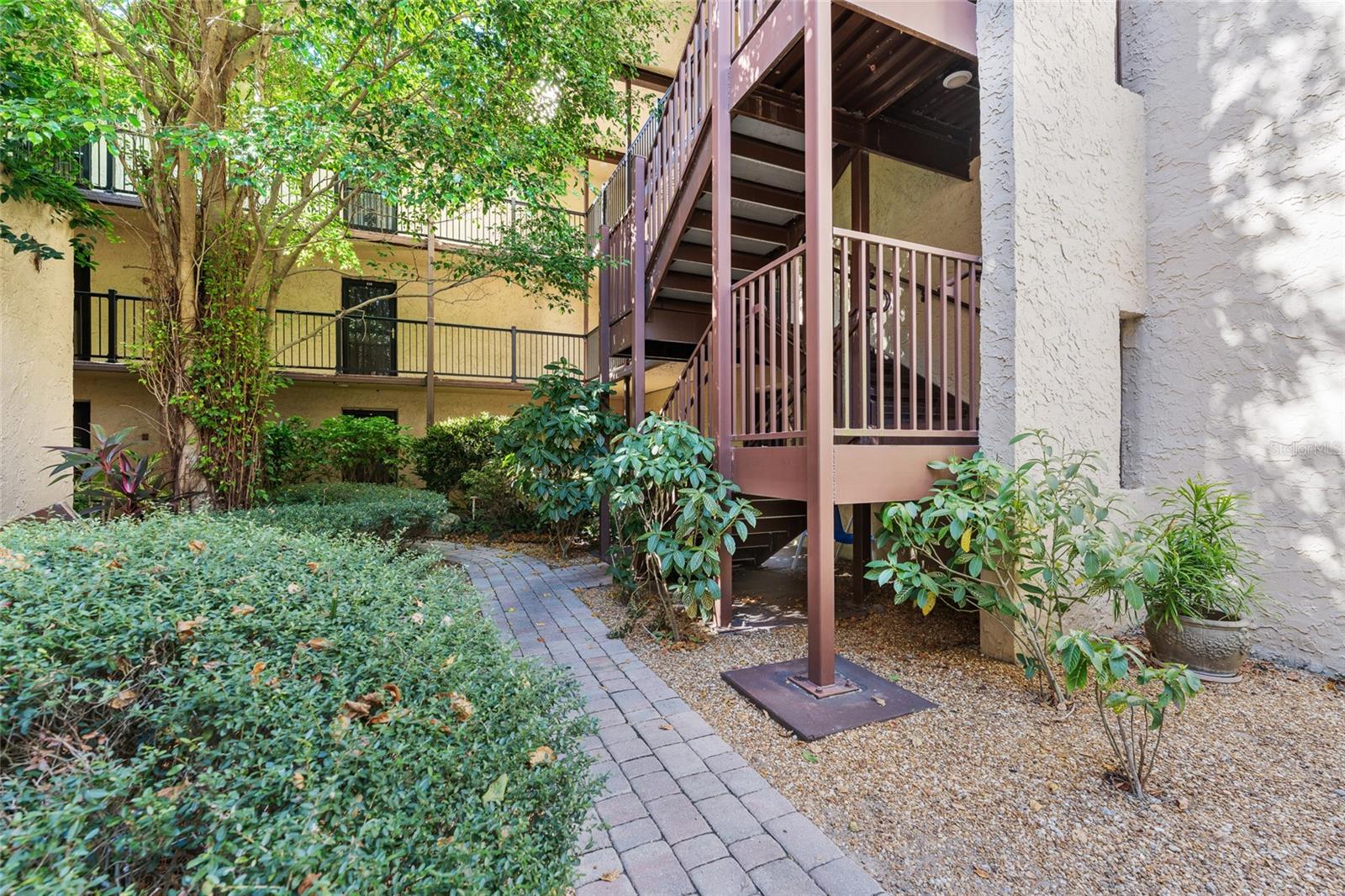 KIMBERLEA CONDO - Residential