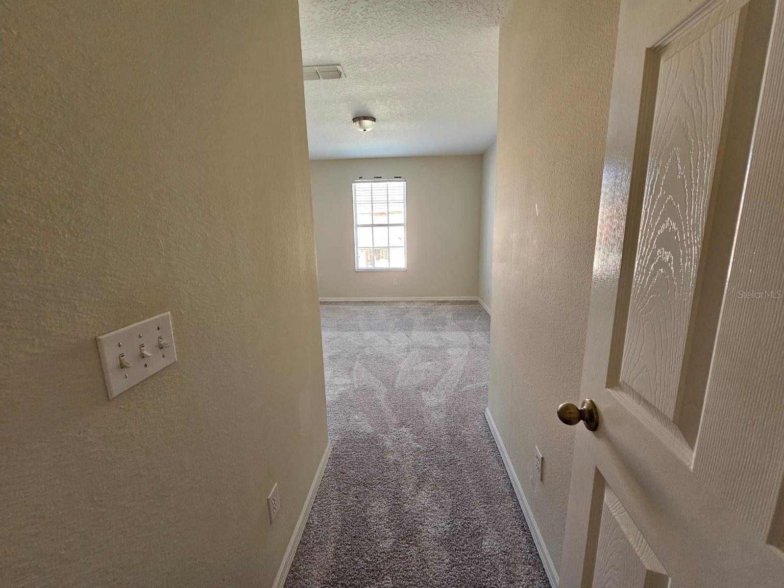 OAKCREST/SOUTHMEADOWPH N - Residential Lease