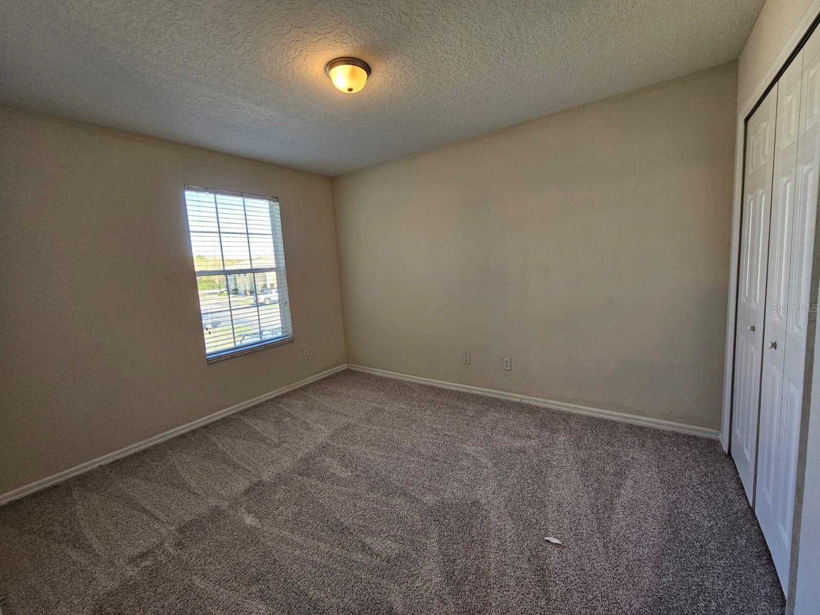 OAKCREST/SOUTHMEADOWPH N - Residential Lease