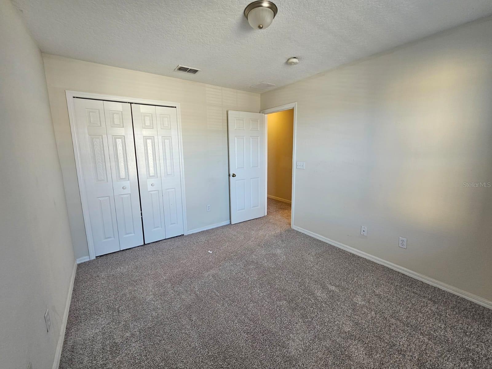 OAKCREST/SOUTHMEADOWPH N - Residential Lease