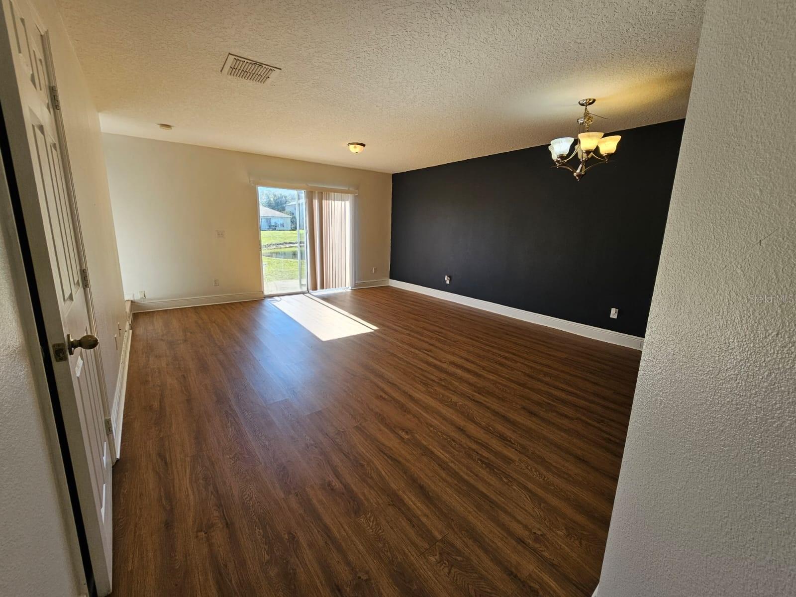 OAKCREST/SOUTHMEADOWPH N - Residential Lease