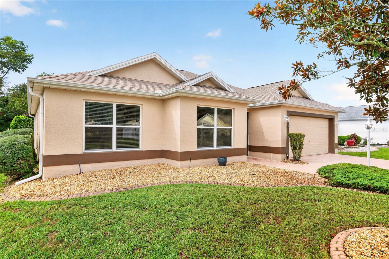 1238 AUGUSTINE DRIVE