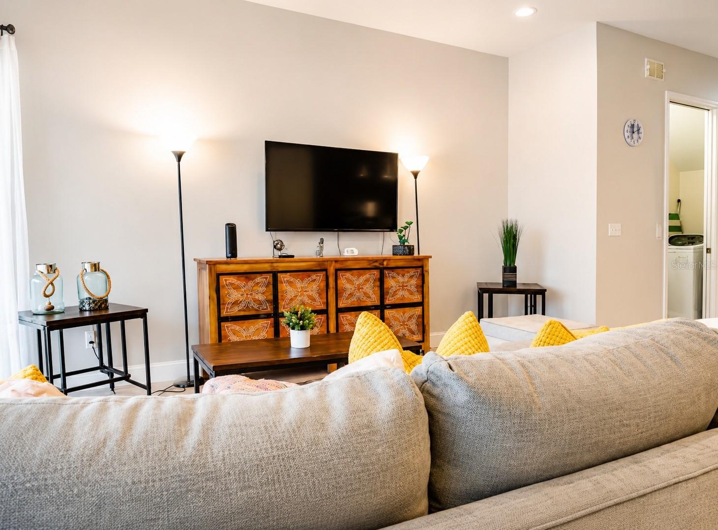 FESTIVAL PH 1 - Residential