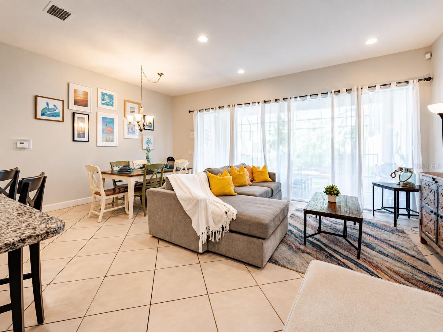 FESTIVAL PH 1 - Residential