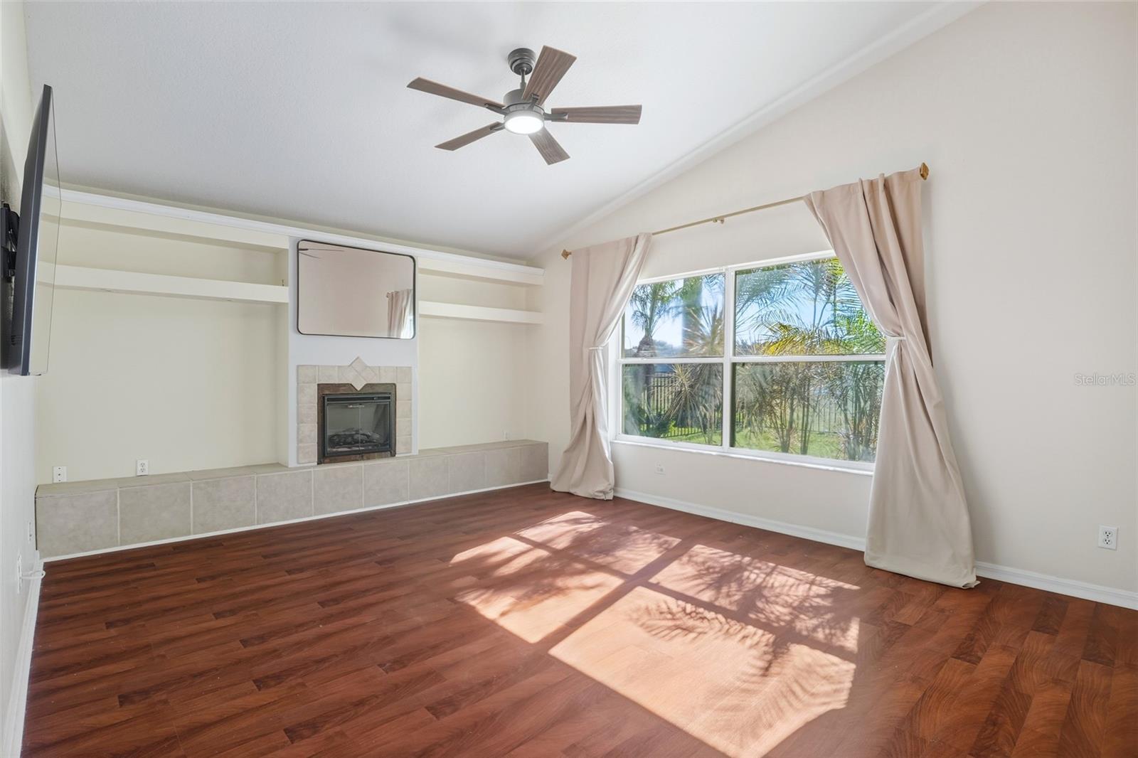 STONEYBROOK WEST 44/134 - Residential