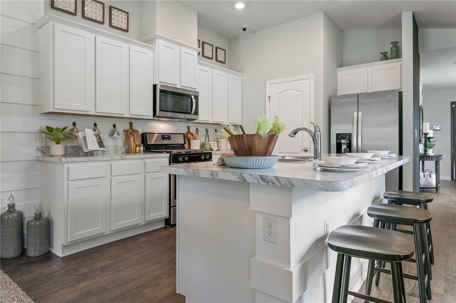 GRAND RESERVE AND GOLF CLUB - Residential