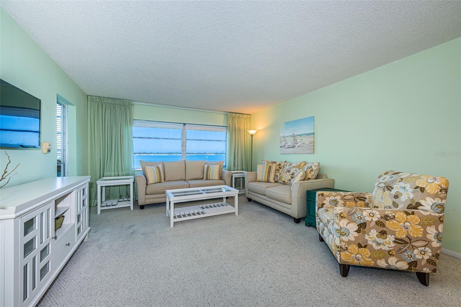 LEXINGTON TOWERS CONDO - Residential
