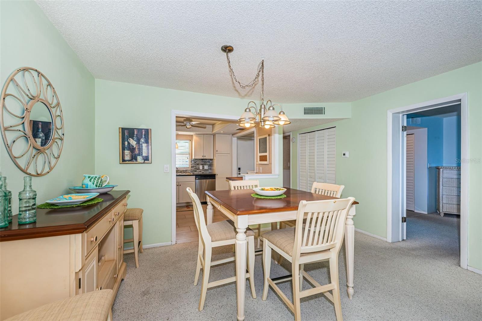 LEXINGTON TOWERS CONDO - Residential