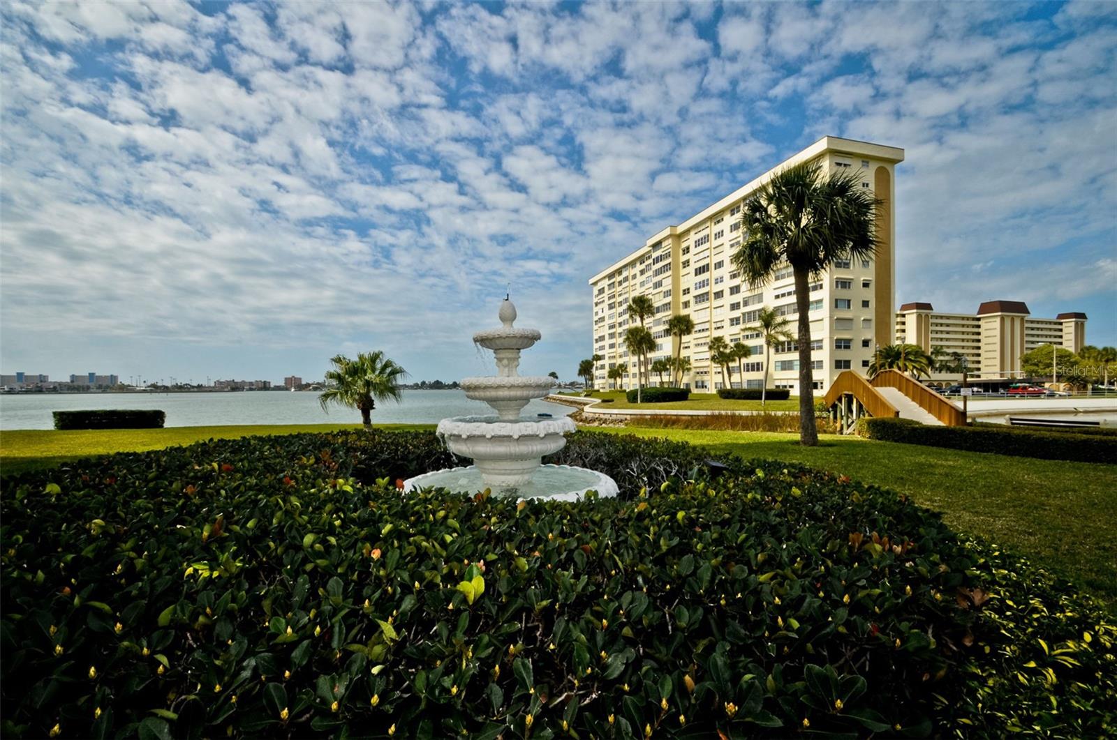 LEXINGTON TOWERS CONDO - Residential