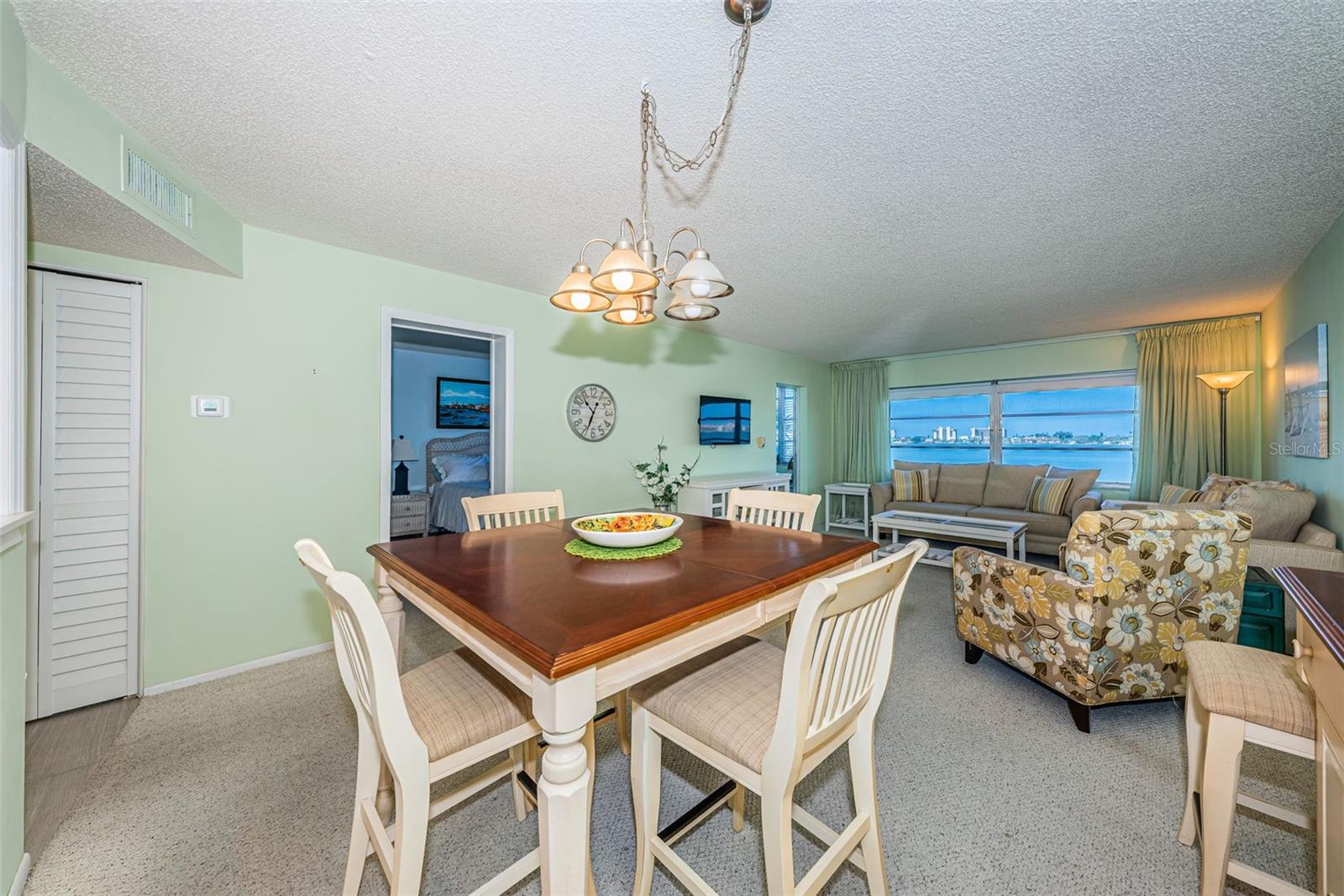 LEXINGTON TOWERS CONDO - Residential