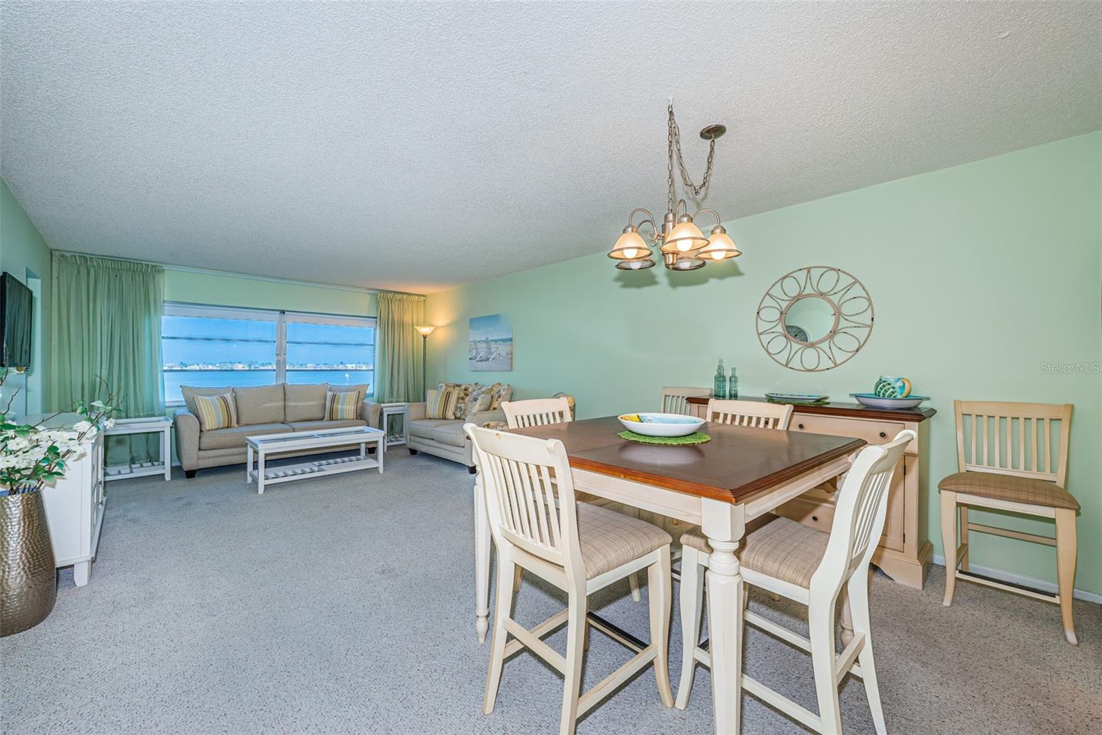 LEXINGTON TOWERS CONDO - Residential