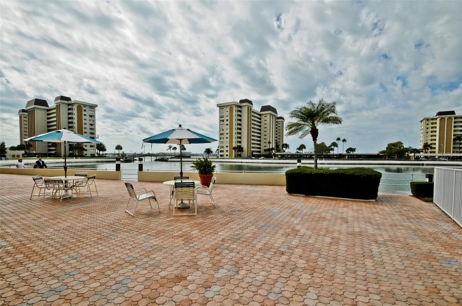 LEXINGTON TOWERS CONDO - Residential