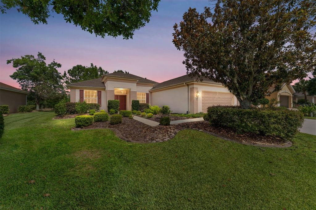 Photo of 12947 SE 97th Terrace Road, Summerfield, FL 34491 (MLS # G5111907)
