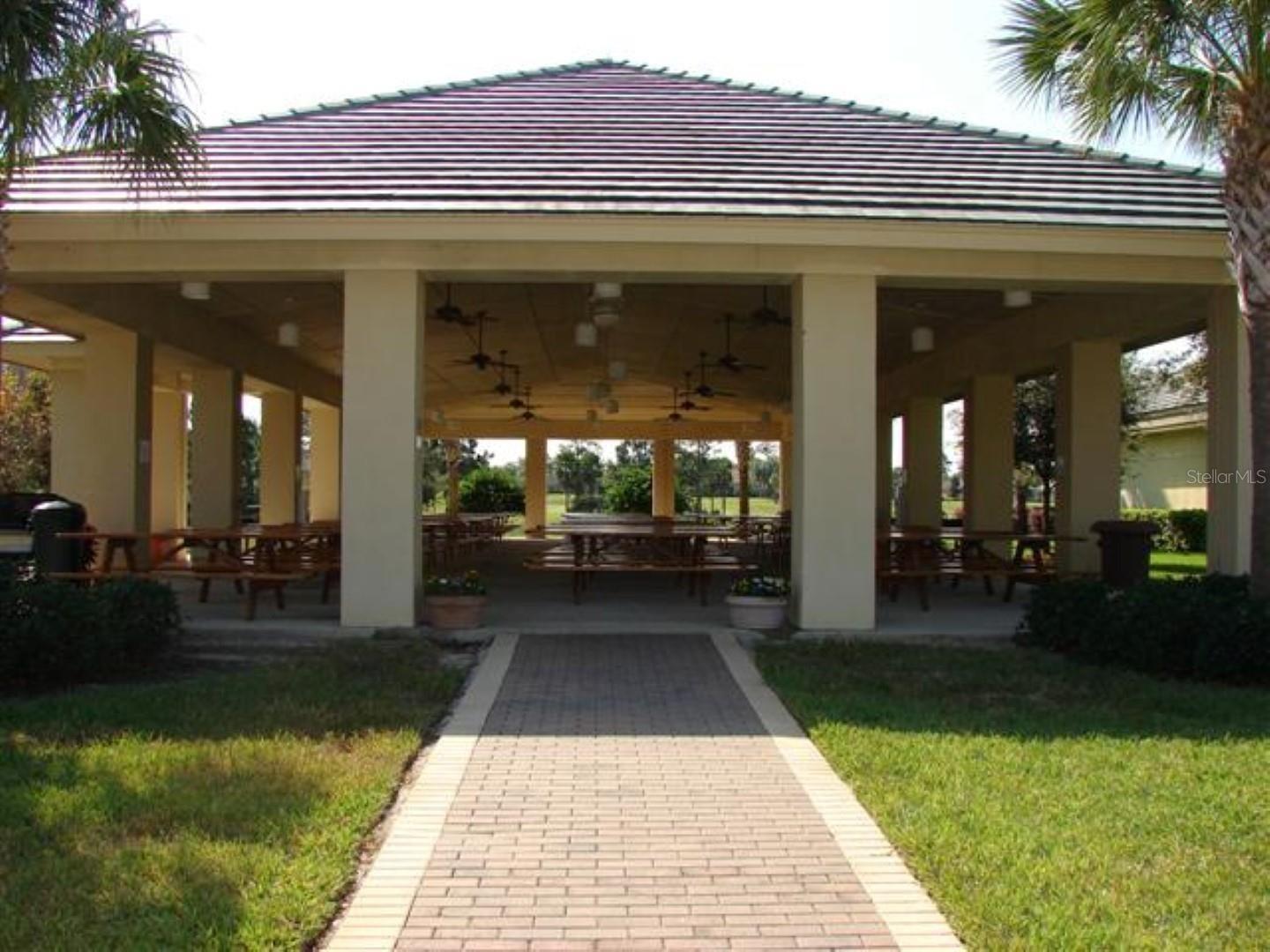 SPRUCE CREEK GC - Residential