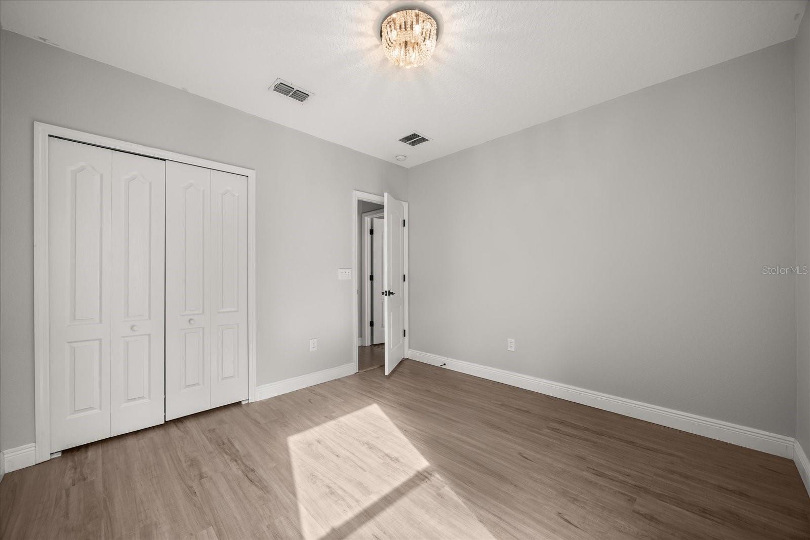 COUNTRYWALK UN #4 & #5 PH 3 - Residential Lease