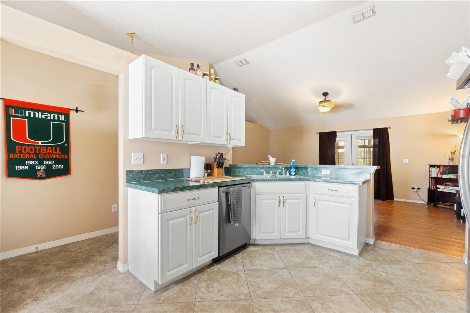 646 PARK VALLEY CIRCLE