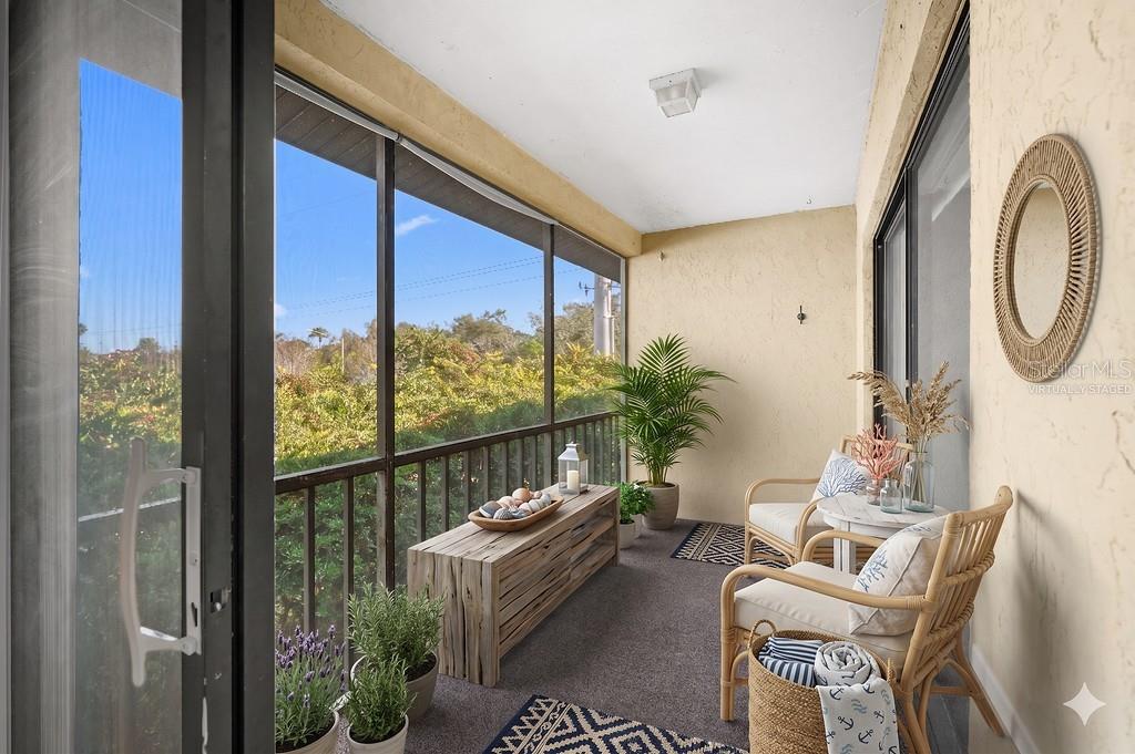 GULF GATE GARDENS - Residential
