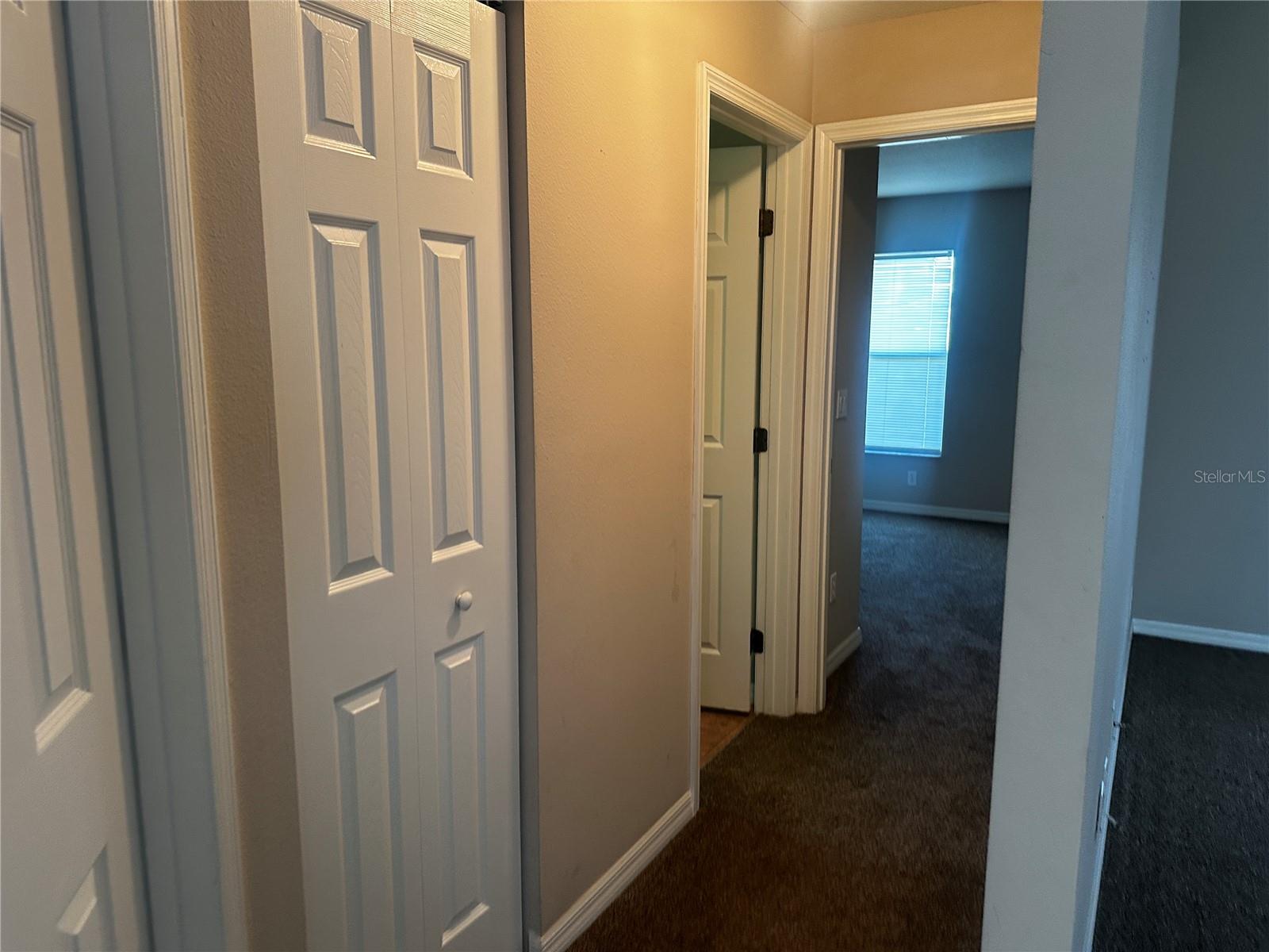 MARION OAKS UN 01 - Residential Lease