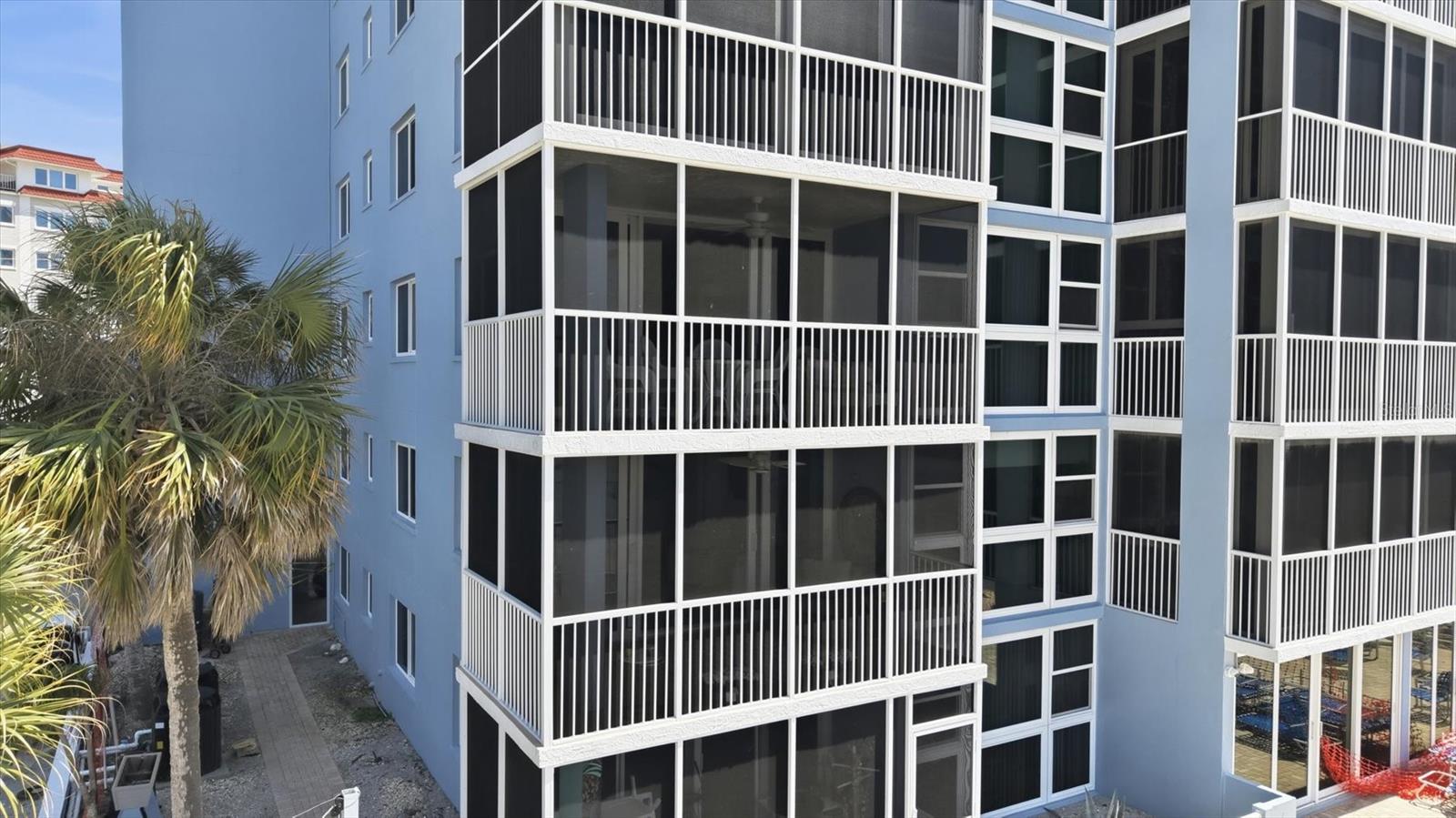 GULF HORIZONS - Residential