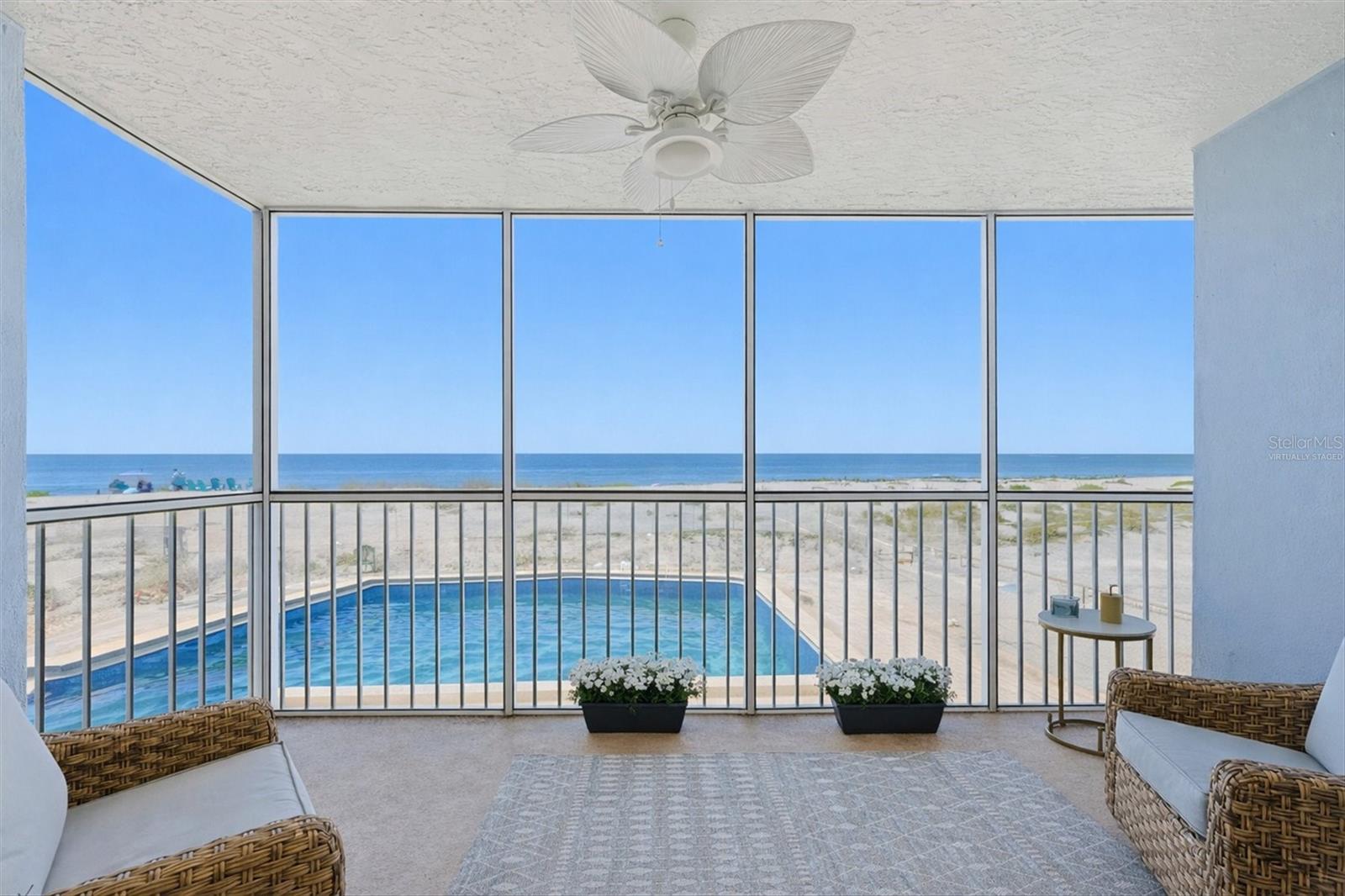 GULF HORIZONS - Residential