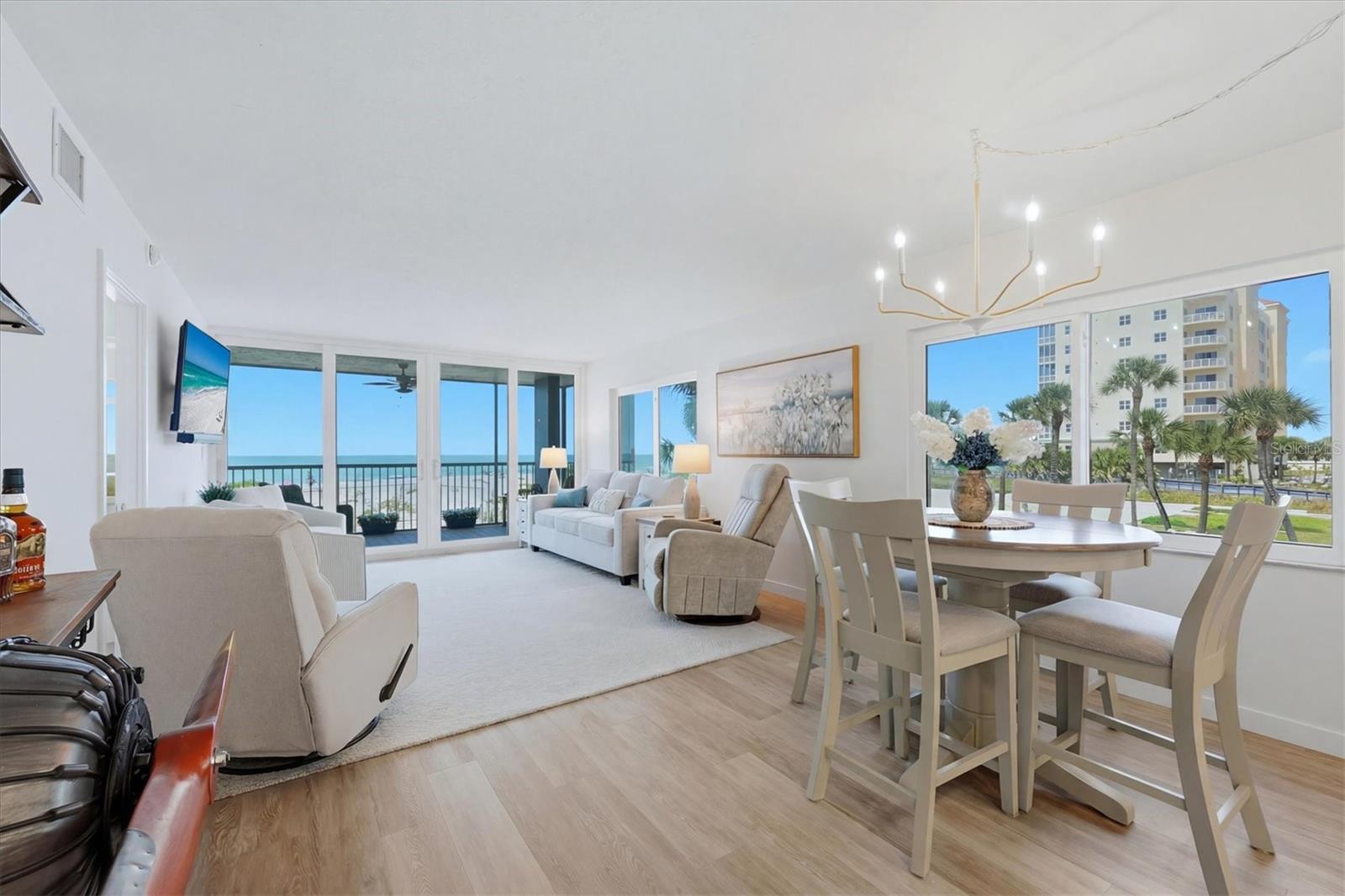 GULF HORIZONS - Residential