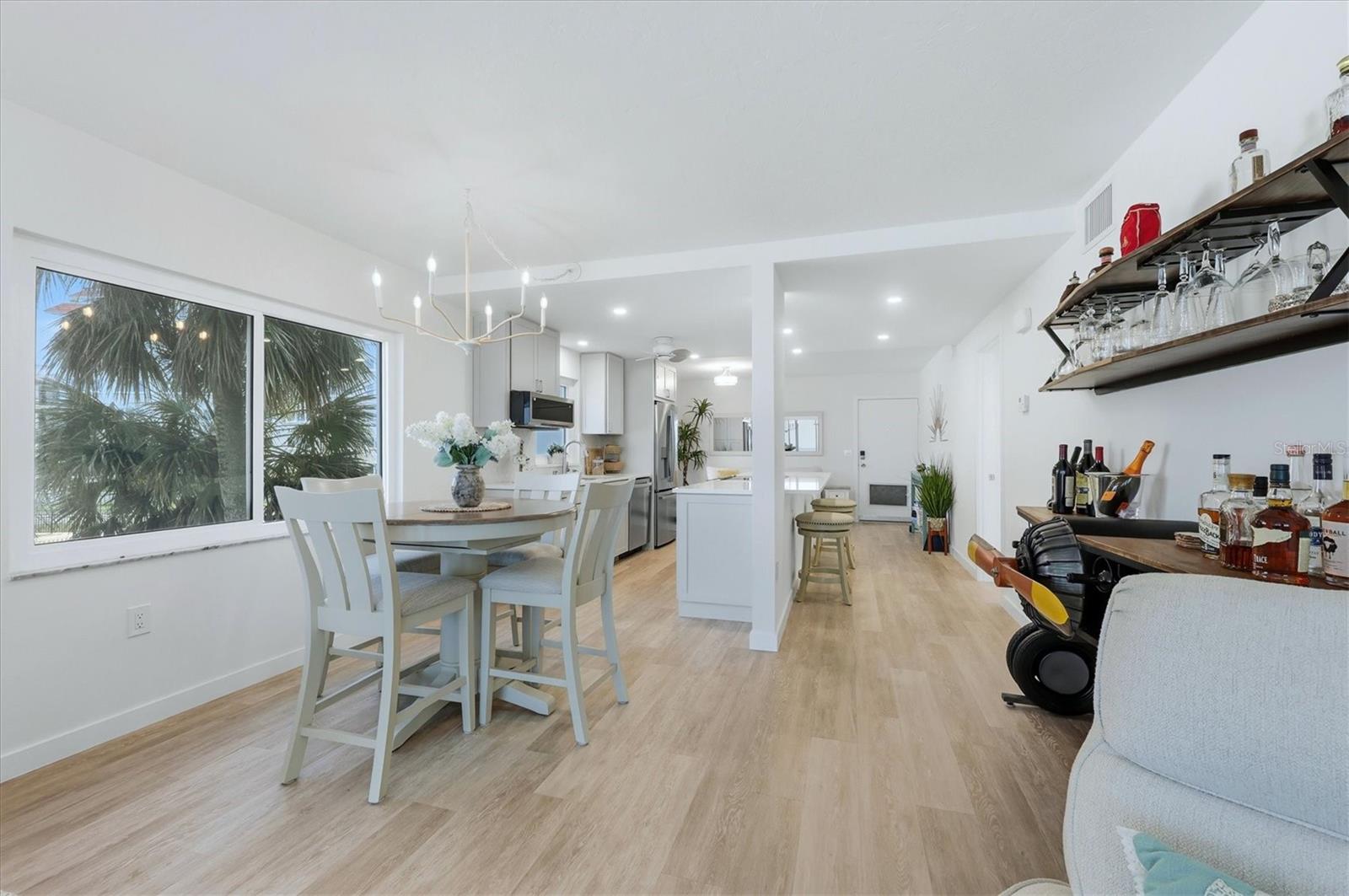 GULF HORIZONS - Residential