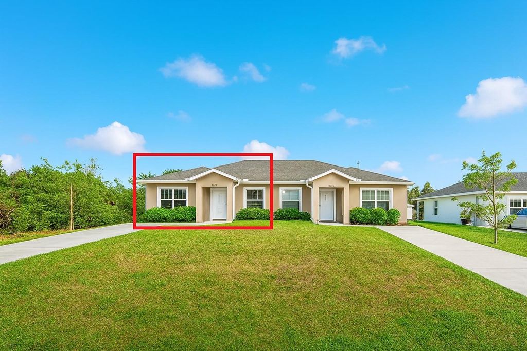 Photo of 10195 Burlington Avenue, Englewood, FL 34224 (MLS # N6139577)