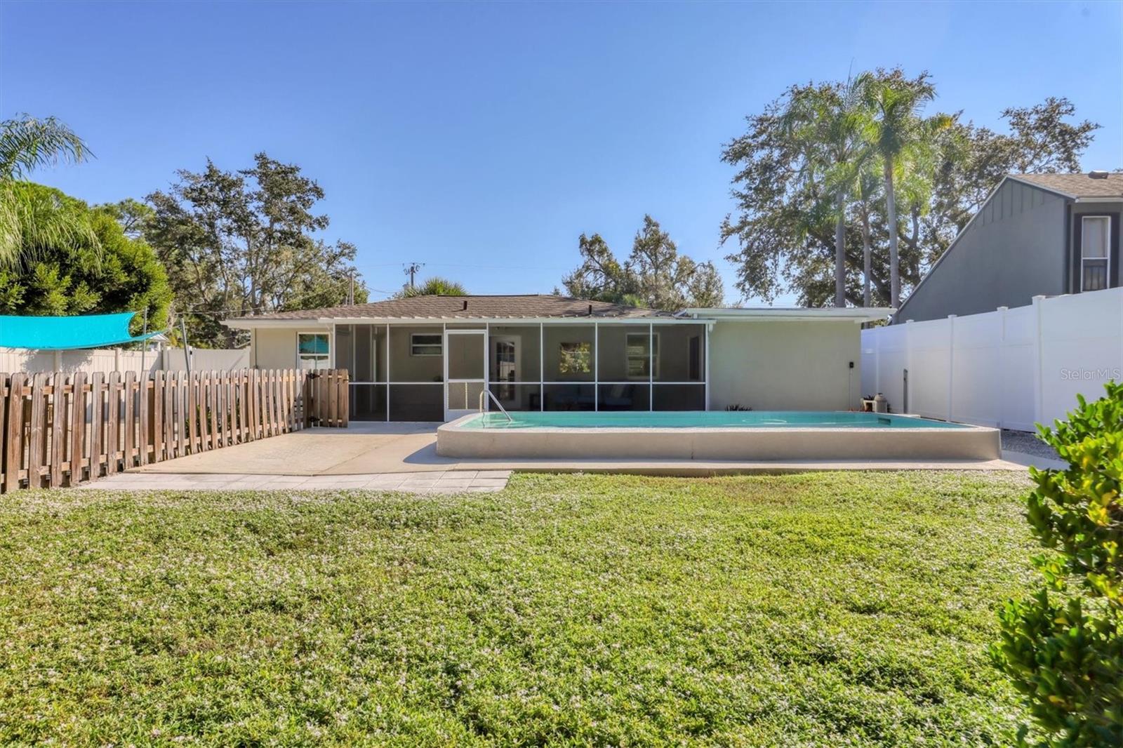 SARASOTA SPGS - Residential