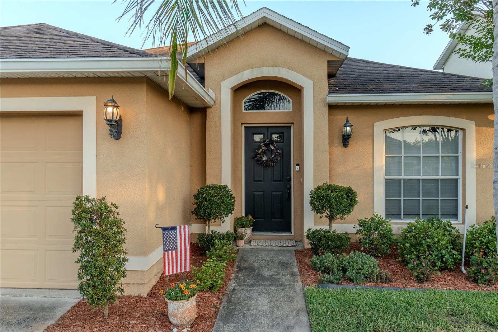 2040 BOBTAIL DRIVE