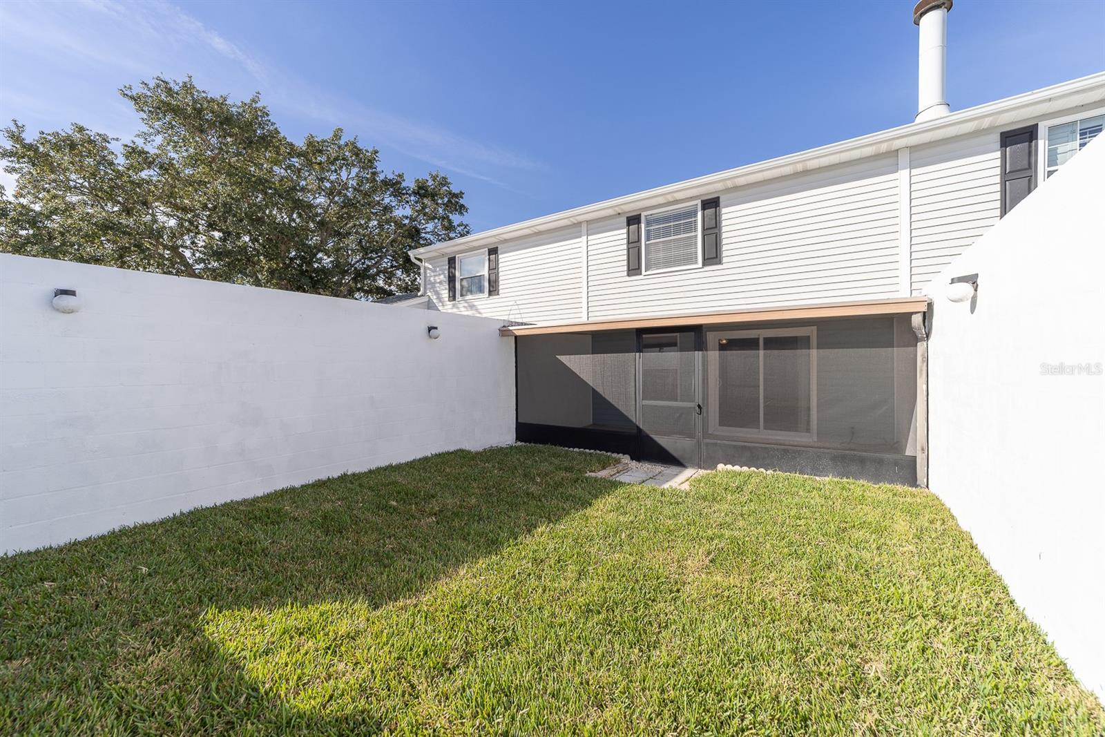 CYPRESS PARK GARDEN HMS 1 CONDO - Residential