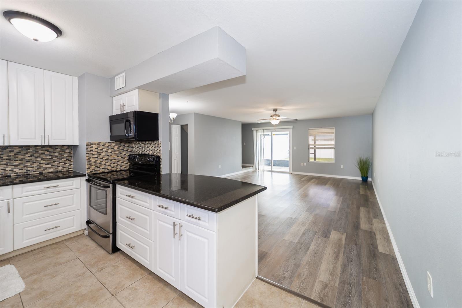 CYPRESS PARK GARDEN HMS 1 CONDO - Residential