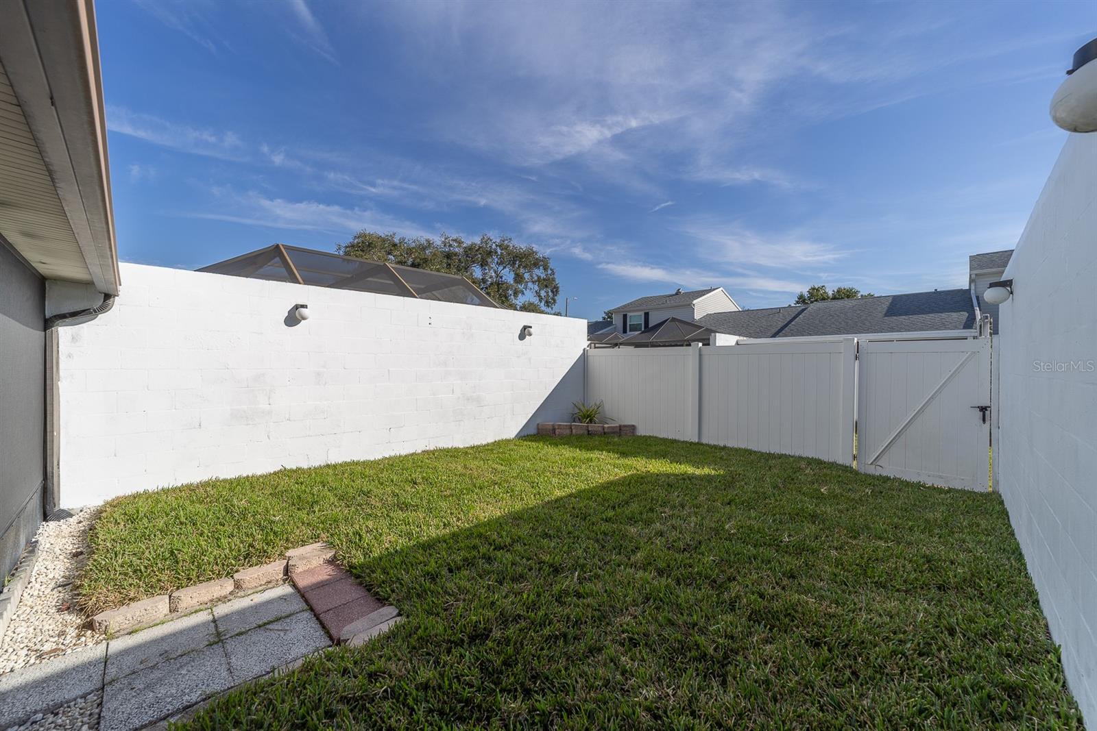 CYPRESS PARK GARDEN HMS 1 CONDO - Residential