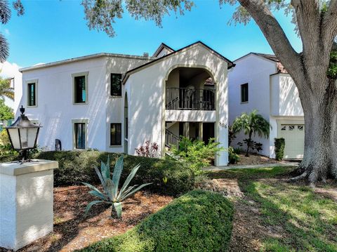 806 CAPRI ISLES BOULEVARD 109 VENICE FL 34292