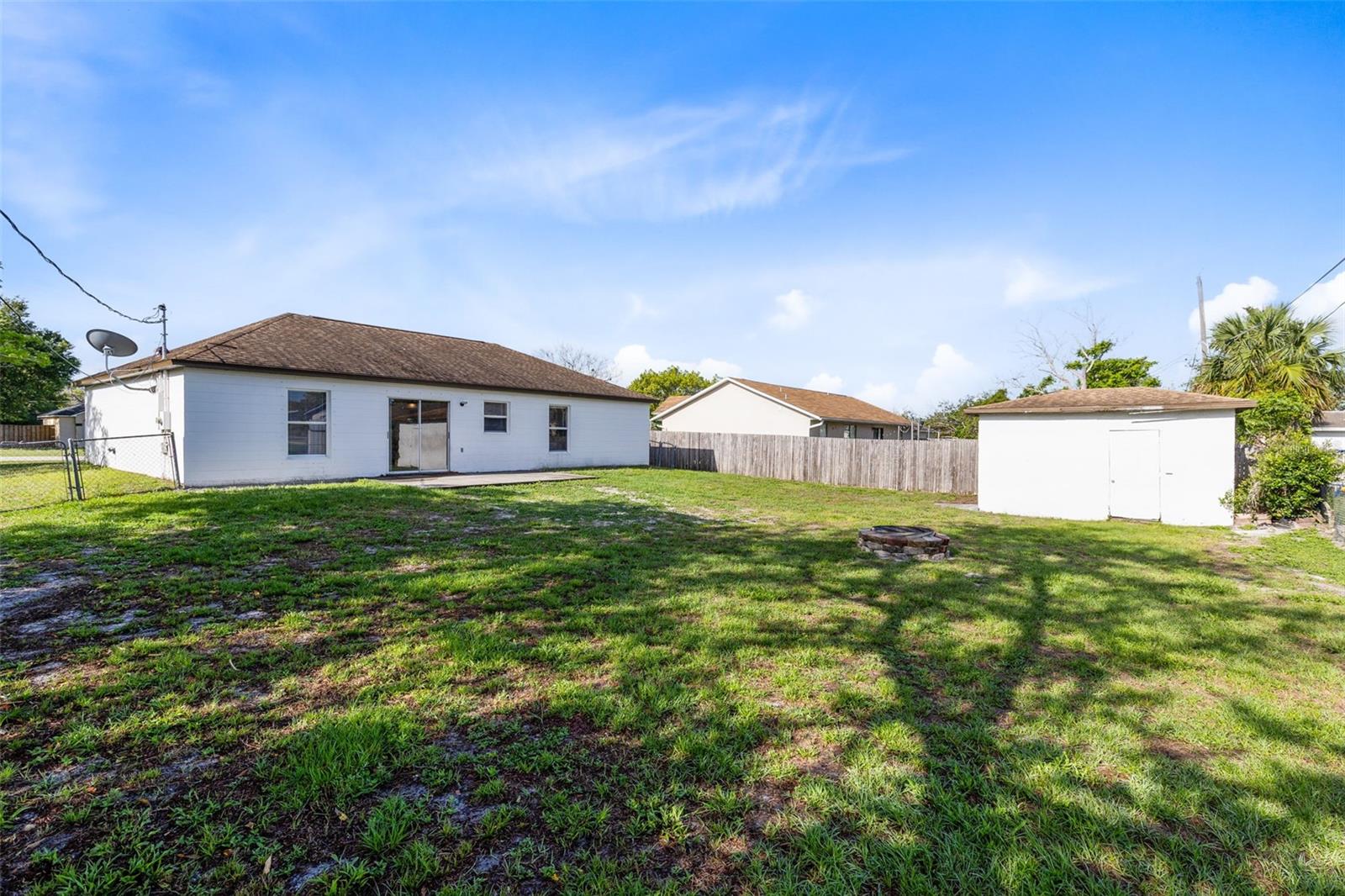 DELTONA LAKES - Residential