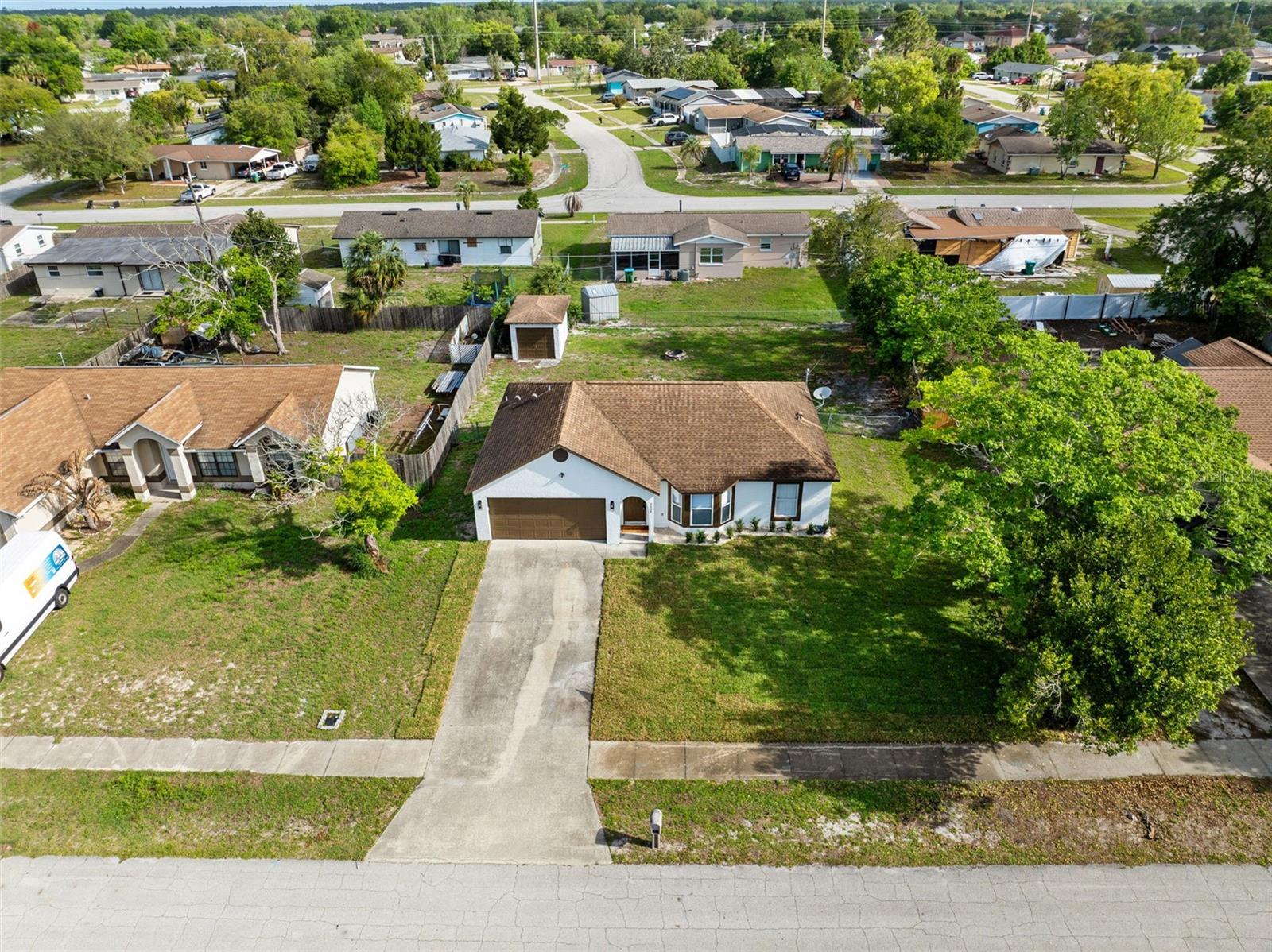 DELTONA LAKES - Residential