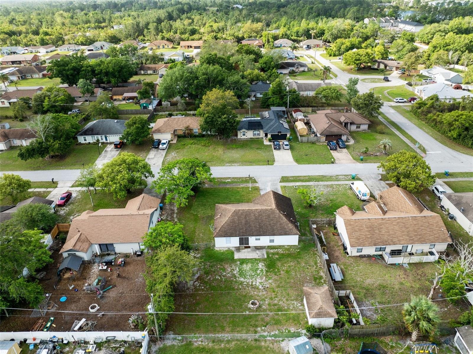 DELTONA LAKES - Residential