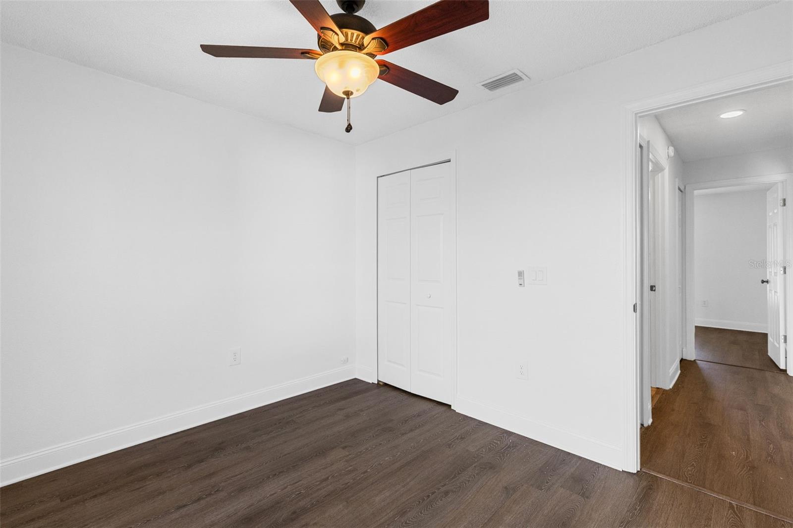 DELTONA LAKES - Residential