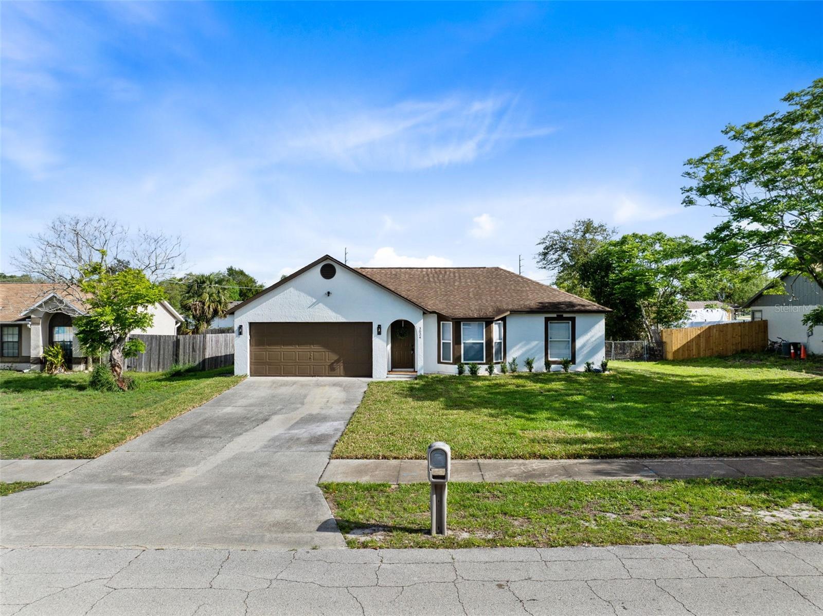 DELTONA LAKES - Residential