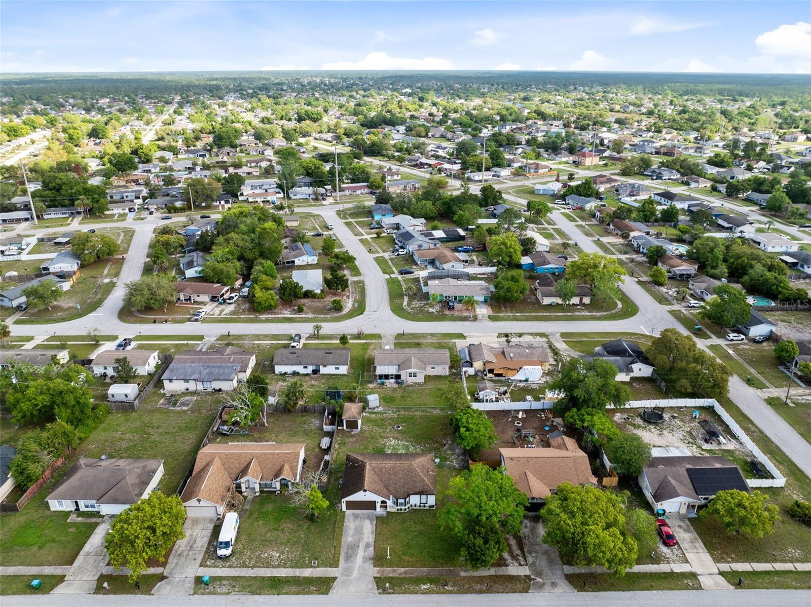 DELTONA LAKES - Residential