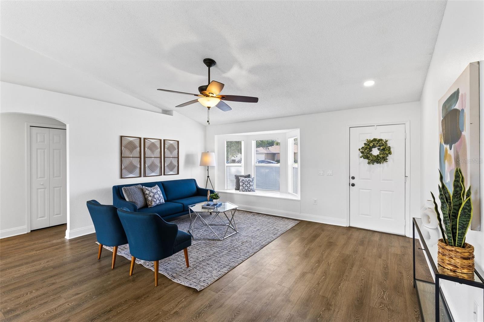 DELTONA LAKES - Residential