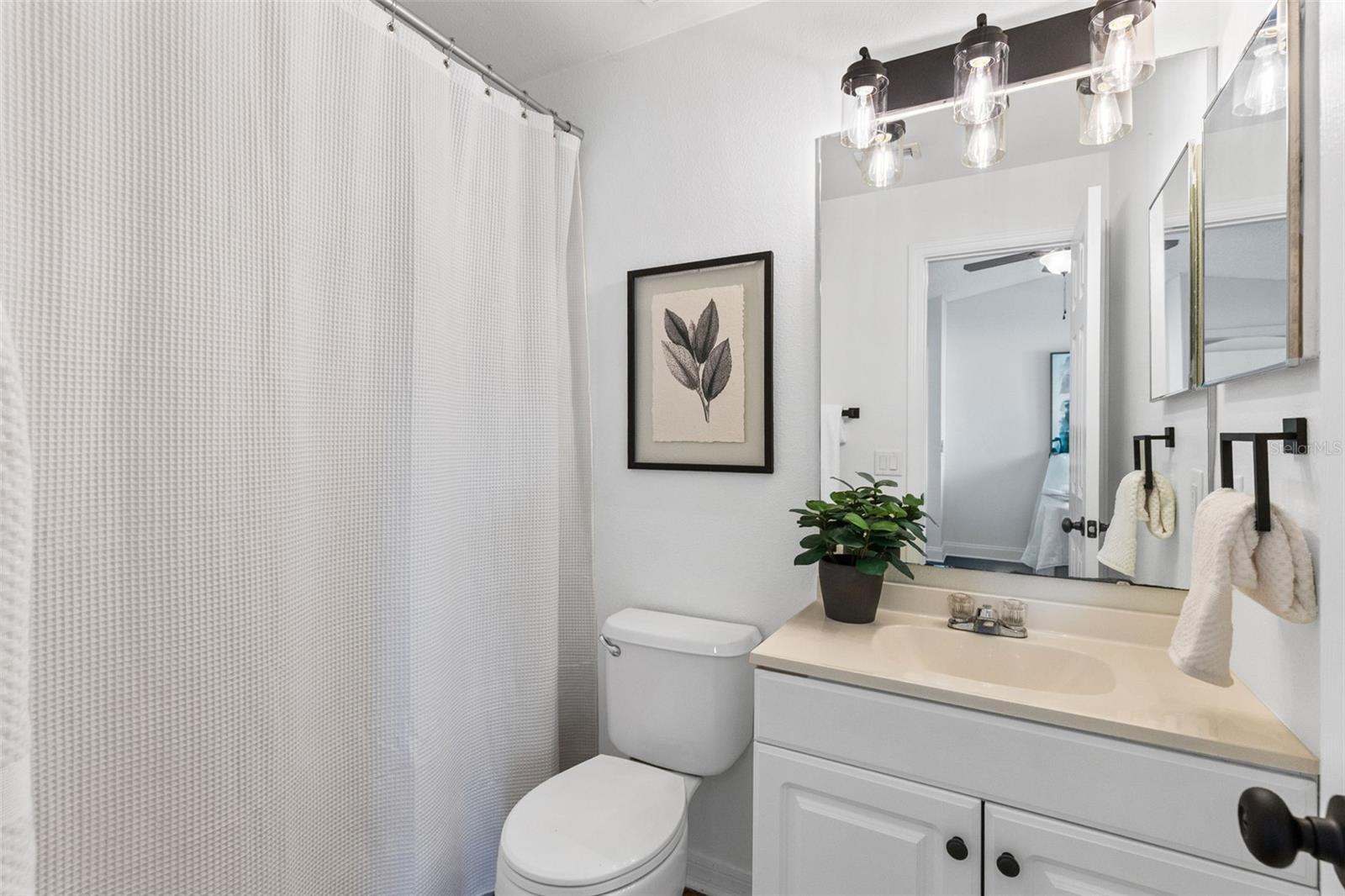 DELTONA LAKES - Residential