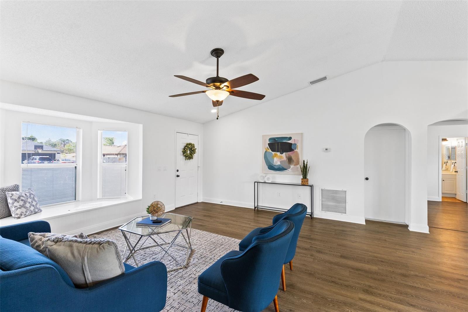 DELTONA LAKES - Residential