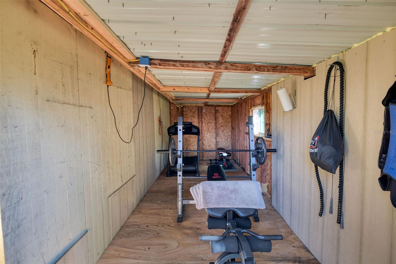 PALM LAKES ESTATES - Residential