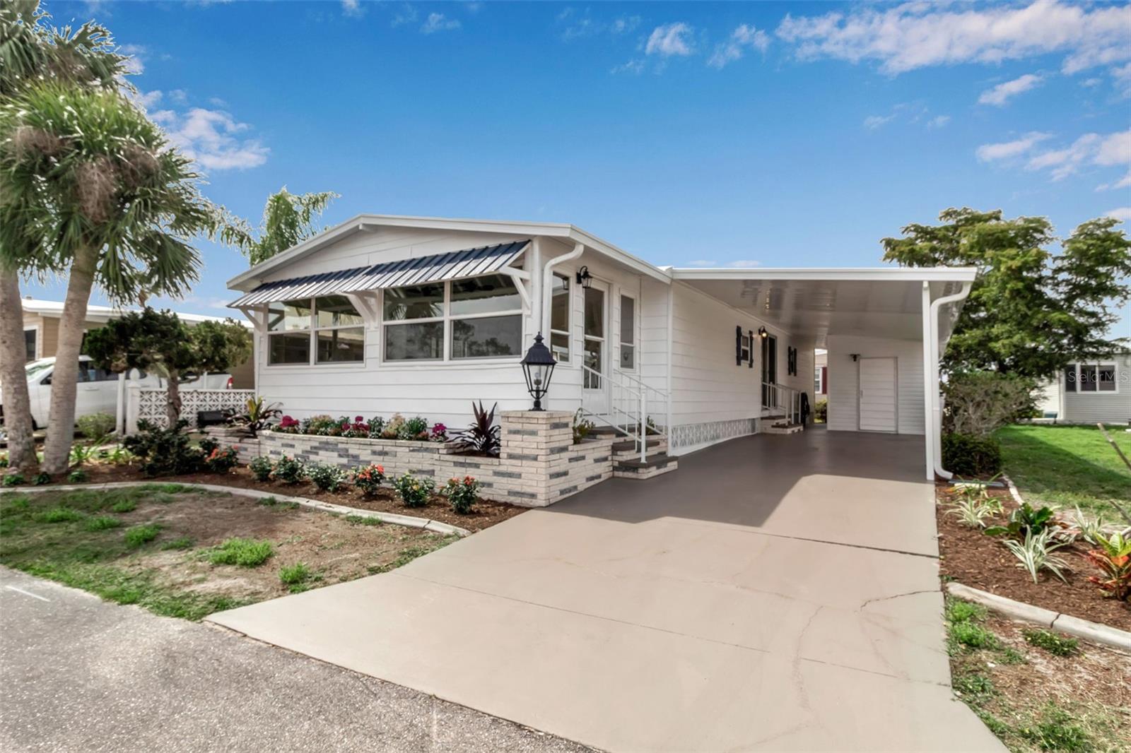 3 N DE LAS PALMAS STREET