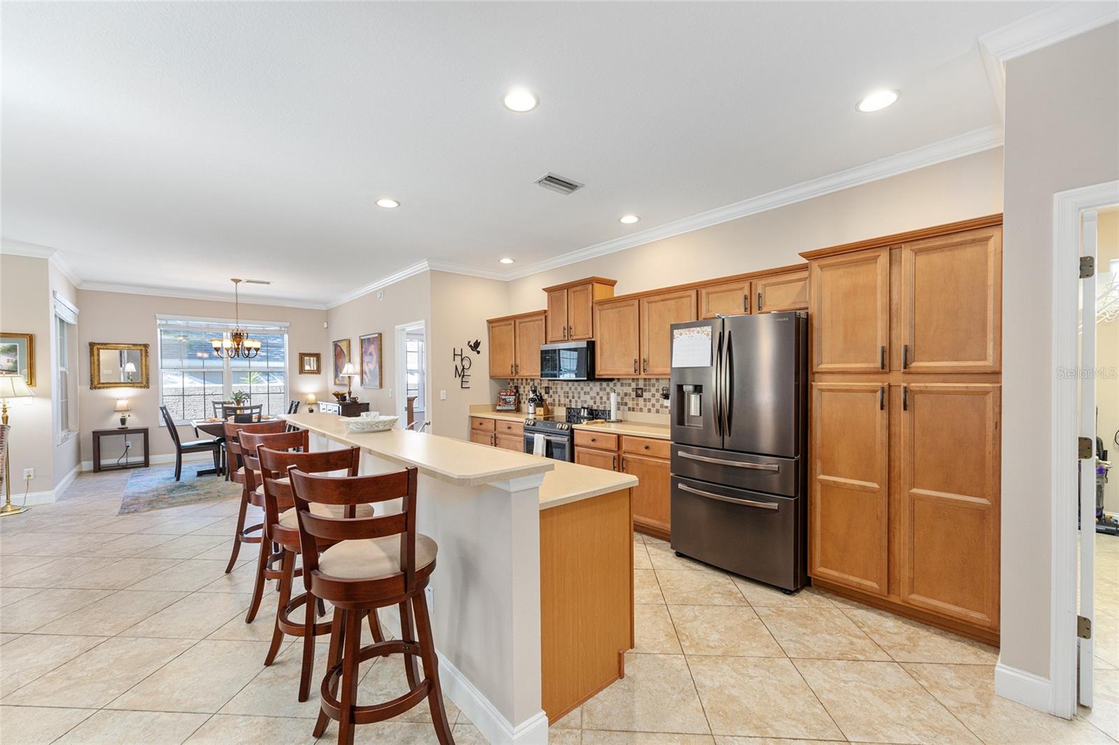 VILLAS AT PADDOCK PARK - Residential