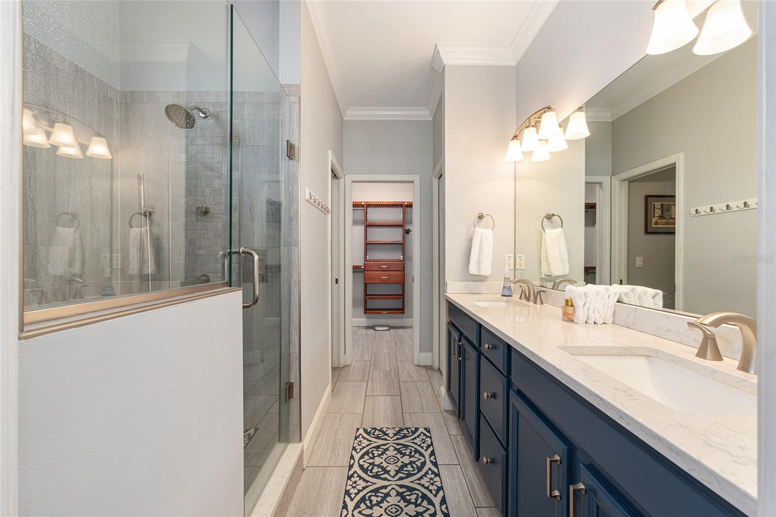 VILLAS AT PADDOCK PARK - Residential