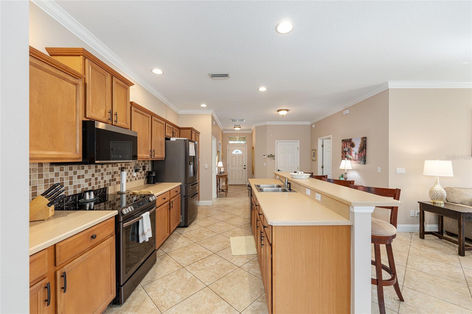 VILLAS AT PADDOCK PARK - Residential
