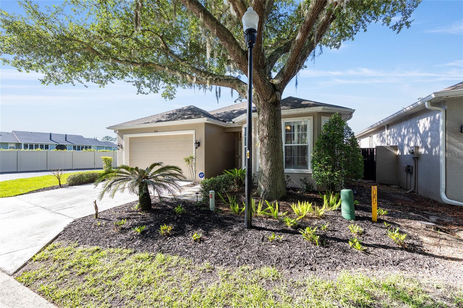 VILLAS AT PADDOCK PARK - Residential